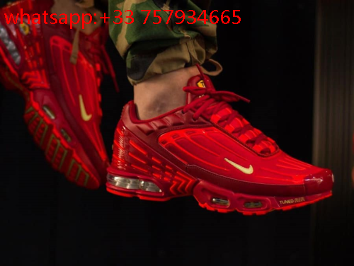nike tn triple red
